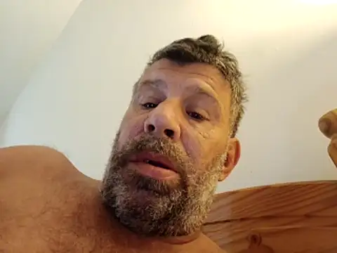 stud2512 online show from May 17, 2026, 7:30 am
