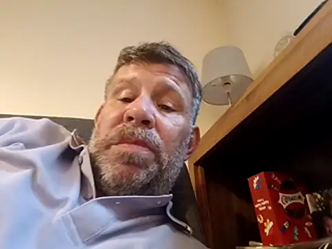 stud2512 online show from May 13, 2026, 4:14 pm