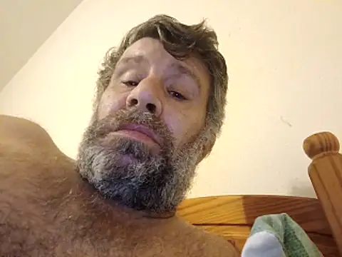 stud2512 online show from February 28, 2026, 1:05 am