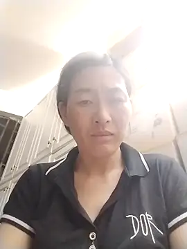 Snapshot of lris-Beauty77 chatting on March 19, 2026, 7:36 pm lris-Beauty77 online show from March 19, 2026, 7:36 pm