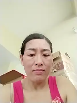 Snapshot of lris-Beauty77 chatting on April 2, 2026, 6:53 am lris-Beauty77 online show from April 2, 2026, 6:53 am