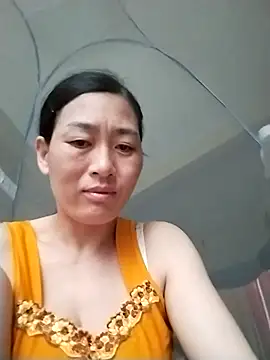 Snapshot of lris-Beauty77 chatting on March 17, 2026, 11:19 pm lris-Beauty77 online show from March 17, 2026, 11:19 pm