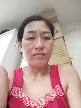 Snapshot of lris-Beauty77 chatting on April 8, 2026, 3:24 pm lris-Beauty77 online show from April 8, 2026, 3:24 pm