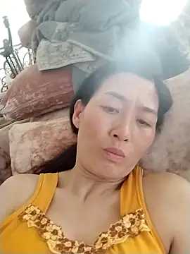 Snapshot of lris-Beauty77 chatting on April 10, 2026, 7:26 am lris-Beauty77 online show from April 10, 2026, 7:26 am