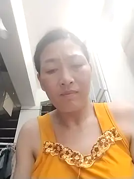 Snapshot of lris-Beauty77 chatting on March 25, 2026, 4:17 pm lris-Beauty77 online show from March 25, 2026, 4:17 pm