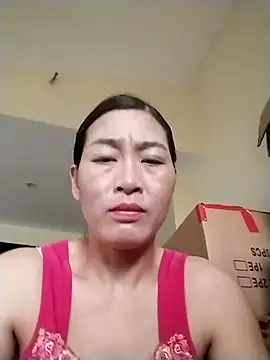 Snapshot of lris-Beauty77 chatting on April 6, 2026, 11:39 pm lris-Beauty77 online show from April 6, 2026, 11:39 pm