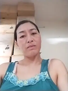 Snapshot of lris-Beauty77 chatting on April 10, 2026, 9:00 pm lris-Beauty77 online show from April 10, 2026, 9:00 pm