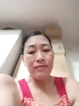 Snapshot of lris-Beauty77 chatting on April 1, 2026, 3:09 pm lris-Beauty77 online show from April 1, 2026, 3:09 pm