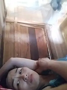 lris-Beauty77 online show from May 28, 2026, 4:09 am