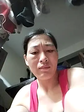 Snapshot of lris-Beauty77 chatting on March 16, 2026, 8:11 pm lris-Beauty77 online show from March 16, 2026, 8:11 pm