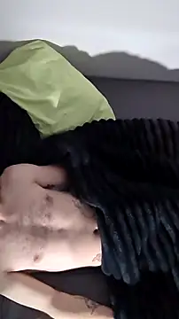 Snapshot of elong007 chatting on February 24, 2026, 11:44 am elong007 online show from February 24, 2026, 11:44 am