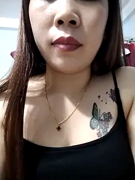 Snapshot of Kiki-vn chatting on February 25, 2026, 1:22 pm Kiki-vn online show from February 25, 2026, 1:22 pm