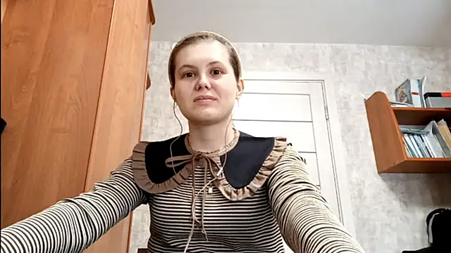 Snapshot of DaiseyOpdyke chatting on February 22, 2026, 8:06 am DaiseyOpdyke online show from February 22, 2026, 8:06 am