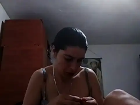 Snapshot of tefutbin3 chatting on May 5, 2026, 6:33 pm tefutbin3 online show from May 5, 2026, 6:33 pm