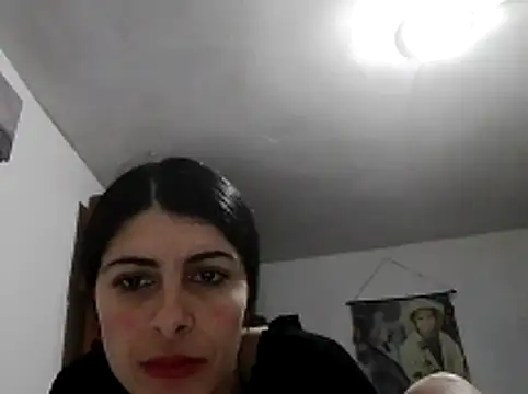 Snapshot of tefutbin3 chatting on March 1, 2026, 8:20 pm tefutbin3 online show from March 1, 2026, 8:20 pm