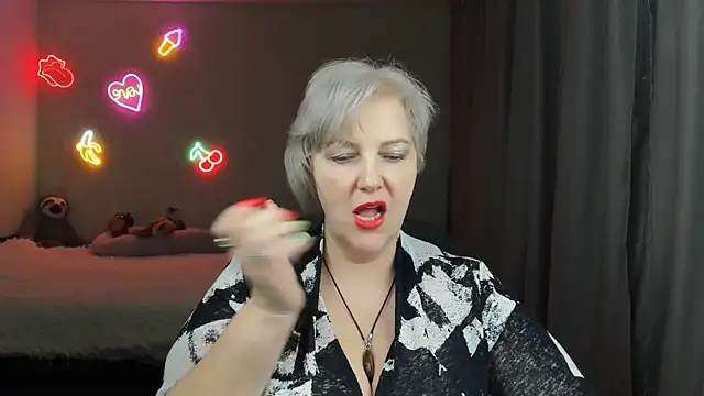 Snapshot of Mary-Leee chatting on March 30, 2026, 1:45 pm Mary-Leee online show from March 30, 2026, 1:45 pm