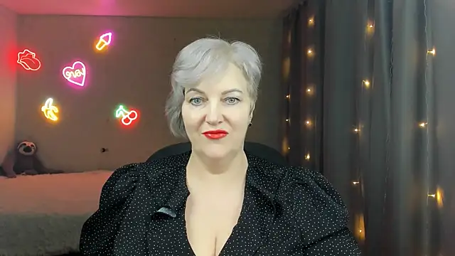 Snapshot of Mary-Leee chatting on March 21, 2026, 11:25 am Mary-Leee online show from March 21, 2026, 11:25 am