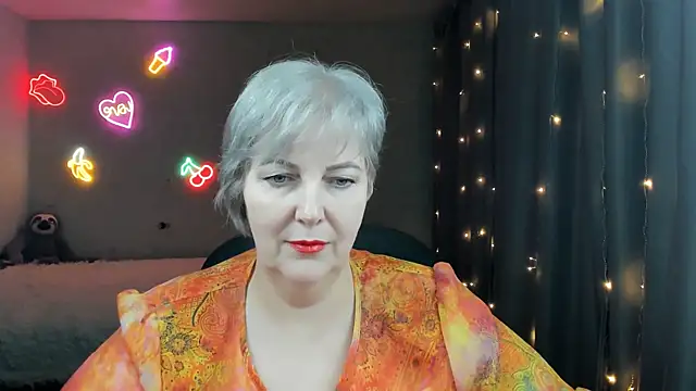 Snapshot of Mary-Leee chatting on March 19, 2026, 11:10 am Mary-Leee online show from March 19, 2026, 11:10 am