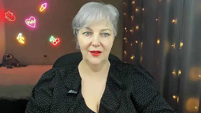 Snapshot of Mary-Leee chatting on March 7, 2026, 5:03 am Mary-Leee online show from March 7, 2026, 5:03 am