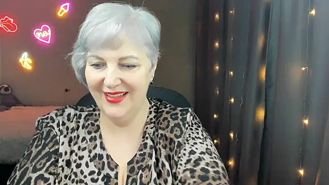 Snapshot of Mary-Leee chatting on March 8, 2026, 6:17 am Mary-Leee online show from March 8, 2026, 6:17 am