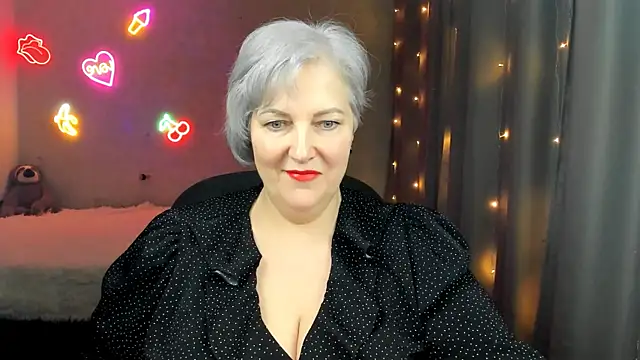 Snapshot of Mary-Leee chatting on March 5, 2026, 2:13 pm Mary-Leee online show from March 5, 2026, 2:13 pm
