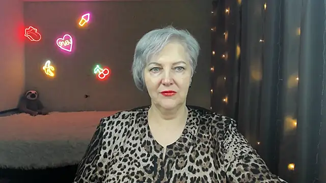 Snapshot of Mary-Leee chatting on March 11, 2026, 7:02 am Mary-Leee online show from March 11, 2026, 7:02 am