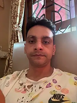 Snapshot of online4u08 chatting on April 13, 2026, 11:03 am online4u08 online show from April 13, 2026, 11:03 am