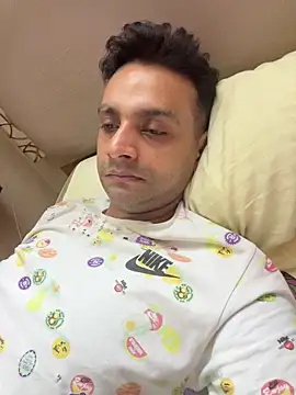 Snapshot of online4u08 chatting on April 7, 2026, 5:48 pm online4u08 online show from April 7, 2026, 5:48 pm