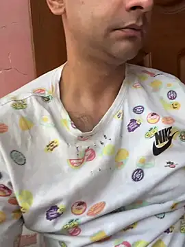 online4u08 online show from February 27, 2026, 11:54 am