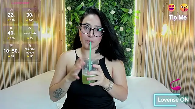 Snapshot of DALIILA_ chatting on February 27, 2026, 8:08 pm DALIILA online show from February 27, 2026, 8:08 pm