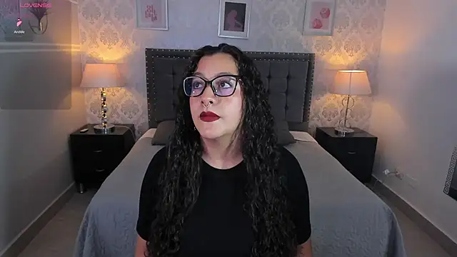 Snapshot of paulys_ chatting on February 25, 2026, 11:32 am paulys online show from February 25, 2026, 11:32 am