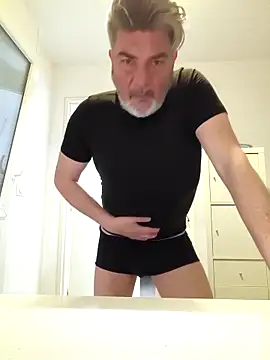 Snapshot of eruzam59000 chatting on March 1, 2026, 3:56 pm eruzam59000 online show from March 1, 2026, 3:56 pm