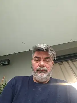 Snapshot of eruzam59000 chatting on February 21, 2026, 4:42 pm eruzam59000 online show from February 21, 2026, 4:42 pm