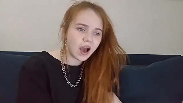 DizzyRina online show from April 9, 2026, 3:29 pm