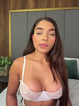 AnnyVega   online show from June 14, 2026, 3:13 pm