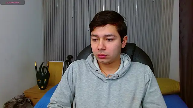 Snapshot of Julian_Smith21 chatting on April 19, 2026, 4:13 am Julian Smith21 online show from April 19, 2026, 4:13 am