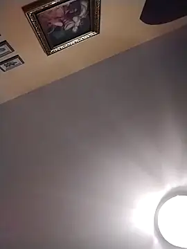 pursy5423 online show from April 28, 2026, 2:27 am