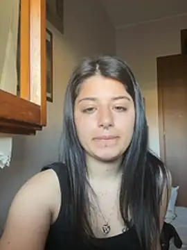 Snapshot of maryzoe05 chatting on April 18, 2026, 3:14 pm maryzoe05 online show from April 18, 2026, 3:14 pm