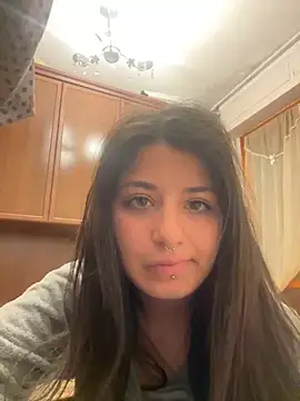 Snapshot of maryzoe05 chatting on May 4, 2026, 8:22 pm maryzoe05 online show from May 4, 2026, 8:22 pm