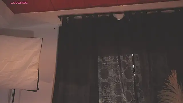 Snapshot of __lya_ chatting on May 16, 2026, 8:19 pm lya online show from May 16, 2026, 8:19 pm