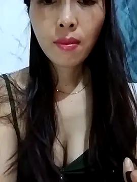 Snapshot of hd_love69 chatting on April 27, 2026, 4:54 am hd love69 online show from April 27, 2026, 4:54 am
