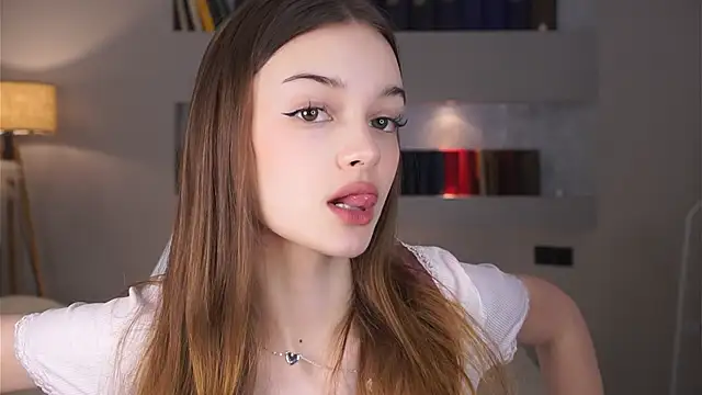 Snapshot of JodiAwyie chatting on March 17, 2026, 6:33 pm JodiAwyie online show from March 17, 2026, 6:33 pm