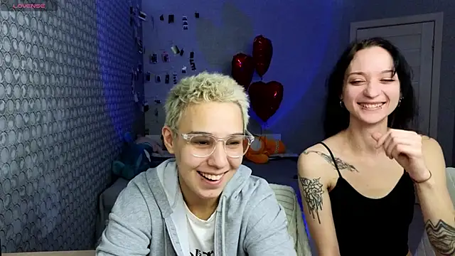 LuxuryLoverss online show from March 7, 2026, 11:05 am