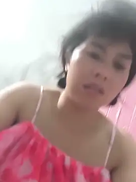 juicy-milu online show from July 1, 2026, 1:44 pm