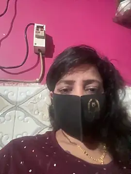 sweet lips77 online show from May 11, 2026, 7:00 pm