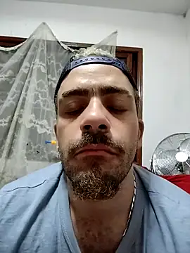 Snapshot of joyboyAct chatting on April 5, 2026, 9:32 pm joyboyAct online show from April 5, 2026, 9:32 pm