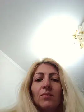 Snapshot of Kisy_Dreis chatting on May 18, 2026, 6:07 am Kisy Dreis online show from May 18, 2026, 6:07 am