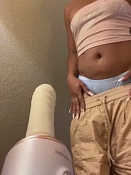 princessandthefootjob online show from April 28, 2026, 4:11 pm
