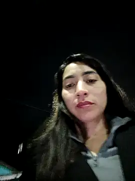 Snapshot of ANGELY_WET_JEET chatting on April 21, 2026, 11:44 pm ANGELY WET JEET online show from April 21, 2026, 11:44 pm