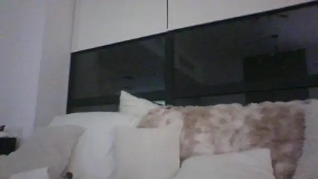 kinkykara25 online show from May 11, 2026, 9:34 pm